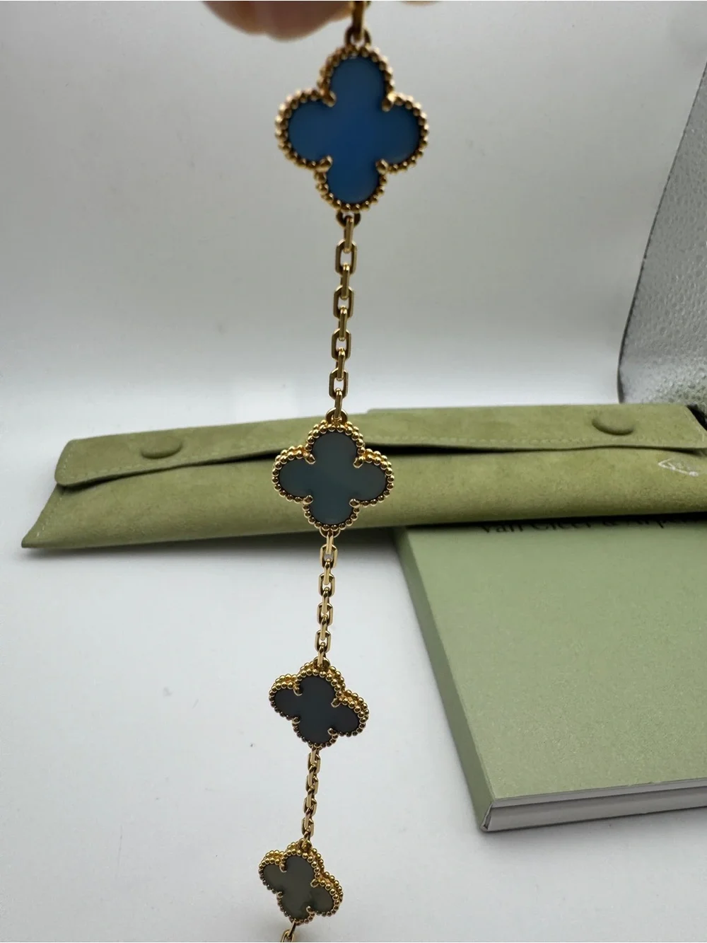 Van Cleef & Arpels 18k 5-motif bracelet